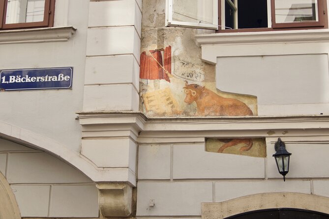 Private Vienna Walking Tour - The Hofburg and Heldenplatz