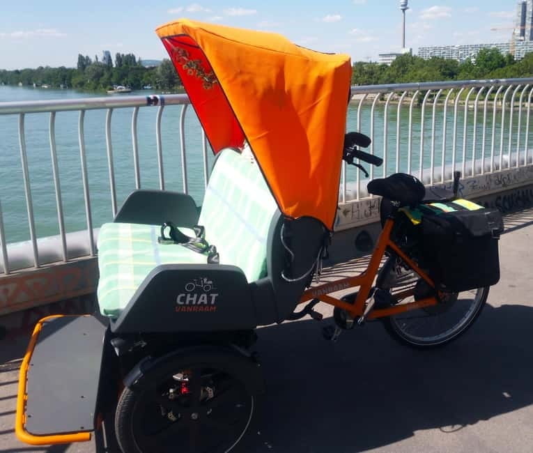 RAXI (Electric Rickshaw) Vienna Tours with two options - Nicole’s flexible route through Vienna