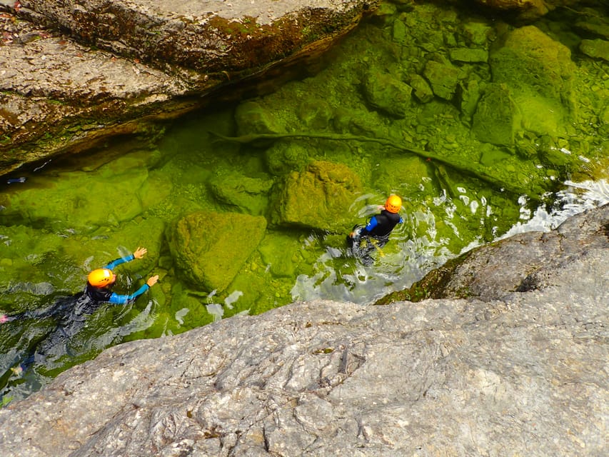 Salzburg: 4-Hour Guided Canyoning Trip for Beginners - What the guide adds to the experience