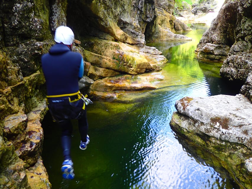 Salzburg: 4-Hour Guided Canyoning Trip for Beginners - Planning your clothing and footwear