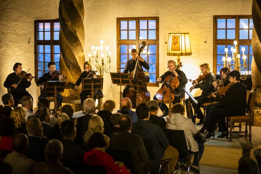 Salzburg: Best of Mozart Fortress Concert and Dinner - The Golden Hall and the music