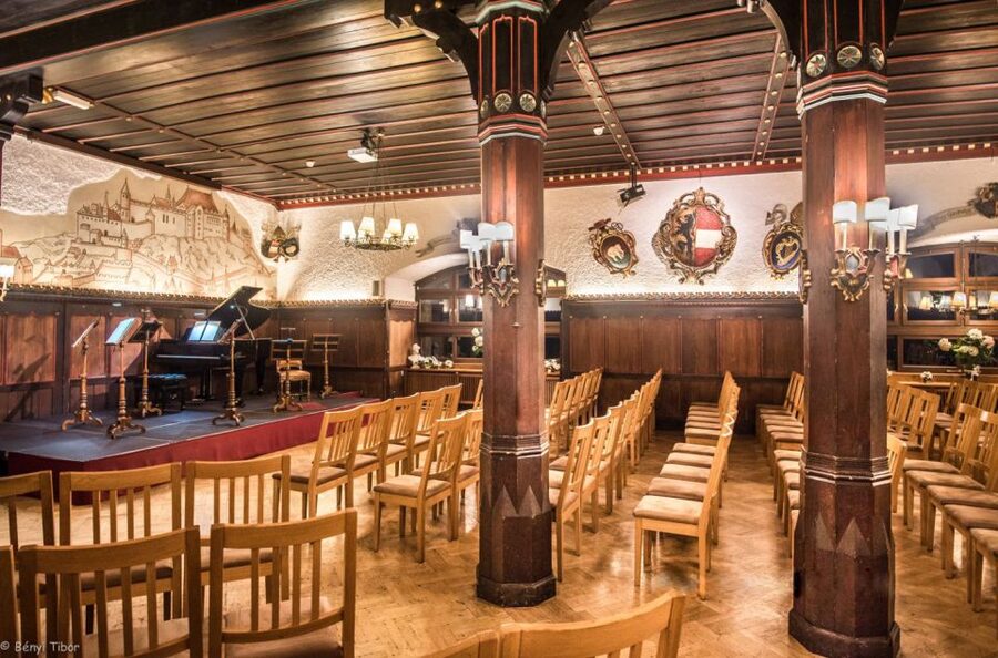 Salzburg: Best of Mozart Fortress Concert and Dinner - What to wear and what to bring