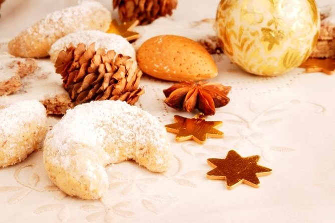 Salzburg Christmas Cookies and Apple Strudel Cooking Lesson - Why this Salzburg baking class is worth your morning or afternoon