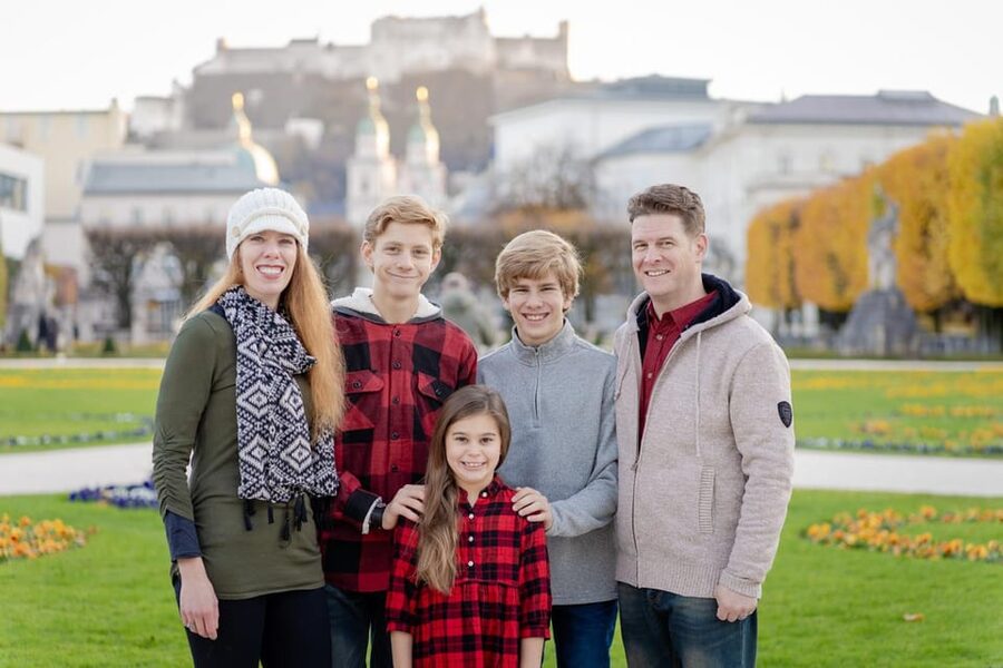 Salzburg City: private photoshoot at Salzburgs landmarks - Key points at a glance