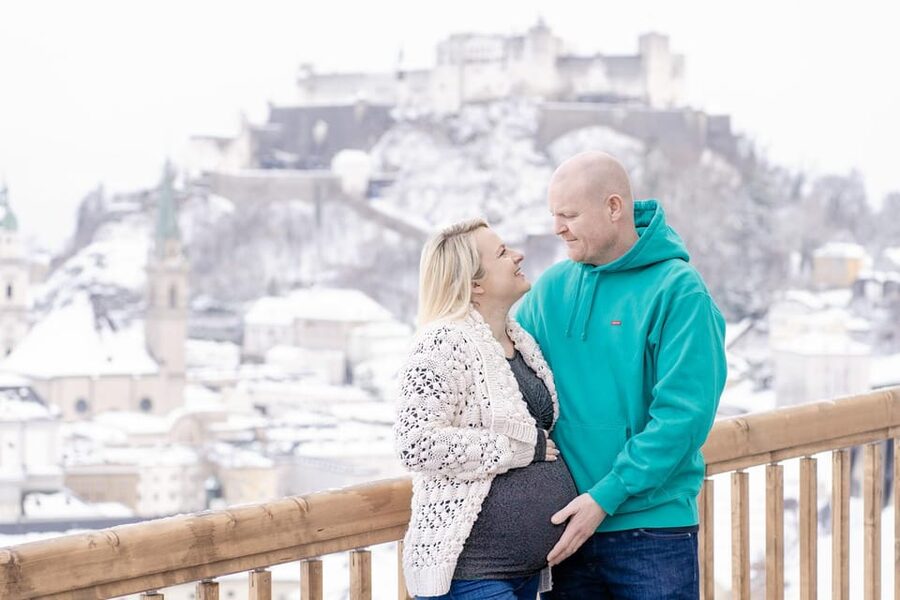 Salzburg City: private photoshoot at Salzburgs landmarks - Meeting beside the Pegasus Fountain