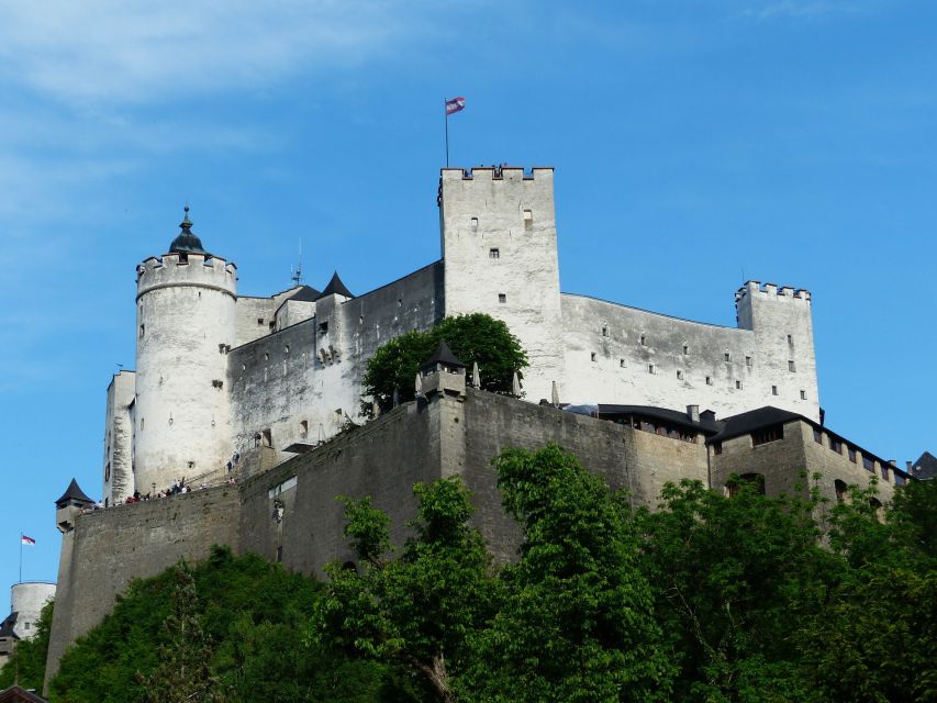 Salzburg: Express Walk with a Local in 60 minutes - Salzburg Cathedral and the city’s grand face