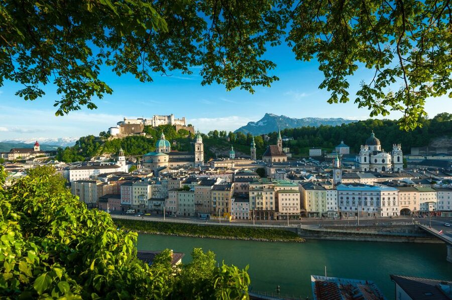Salzburg: Hop-on Hop-off City Tour - Stop 1: Mozarteum and Mirabell Gardens