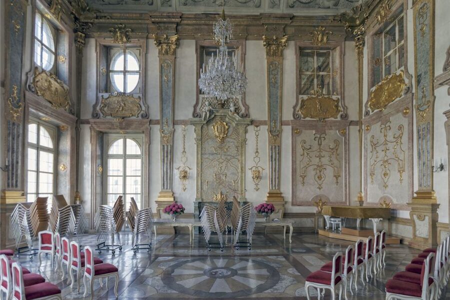 Salzburg: Life of Mozart Private Guided Walking Tour - Choosing between two hours and three hours