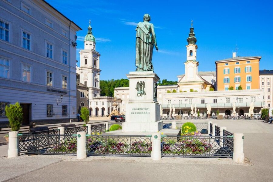Salzburg: Life of Mozart Private Guided Walking Tour - Is $260 per person good value?