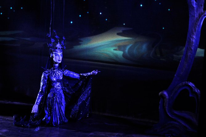 Salzburg Marionette Theater: The Magic Flute - Entering the ornate 350-seat hall