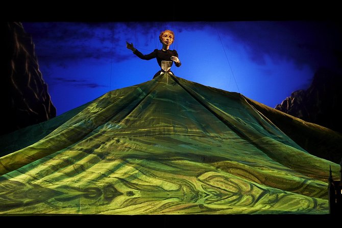 Salzburg Marionette Theater: The Sound of Music - Who should book this Salzburg evening?