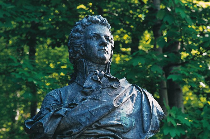 Salzburg On the Traces of Mozart Private Tour - Leopoldskron in a ten-minute photo stop