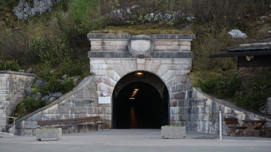 Salzburg: Private Eagle's Nest Tour - Inside Hitler’s former mountain residence