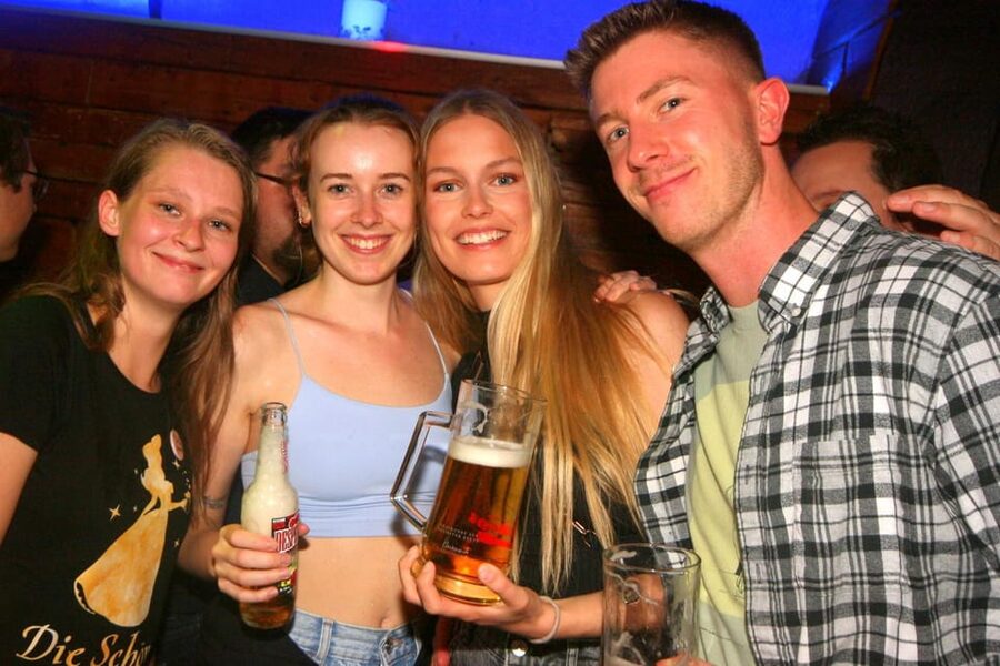 Salzburg: Pubcrawl Tour through best Bars and Clubs in Town - Key points to know before you go
