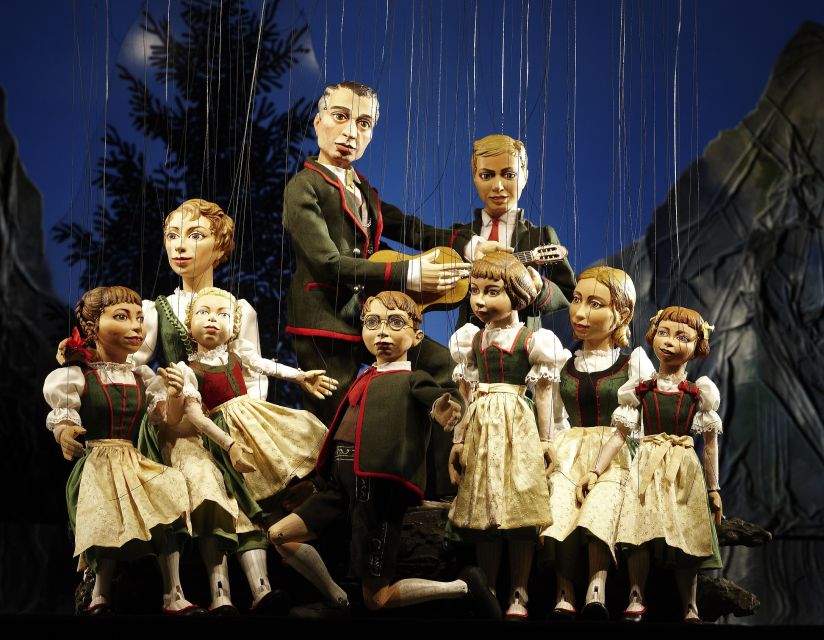 Salzburg: Puppetry Highlights Show at the Marionettentheater - The value of $32 for 40 minutes