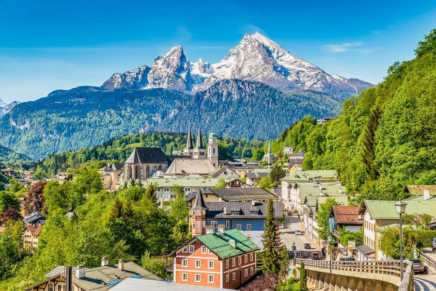 Salzburg: Sound of Music and Salt Mines Tour - Two Salzburg favorites in one long day