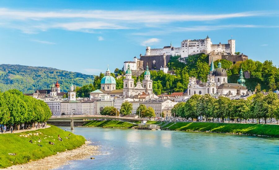 Salzburg: Sound of Music and Salt Mines Tour - Morning: heading into Bavaria