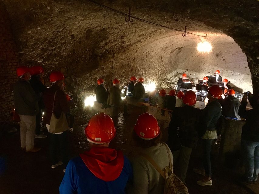 Salzkammergut: Sandstone Beer Cellar Tour - Who should book the Casino Keller tour