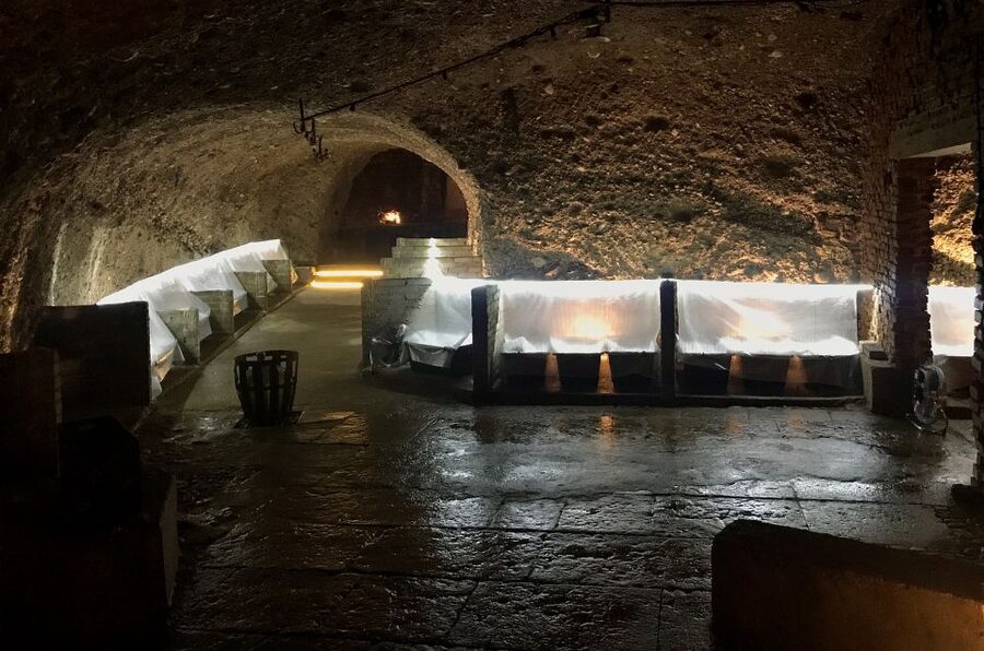 Salzkammergut: Sandstone Beer Cellar Tour - From brewery storage to beer making