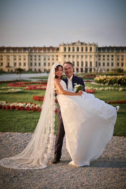 Schönbrunn Palace Private Photoshooting tour - Stop 1: Schönbrunn Orangery for formal portraits