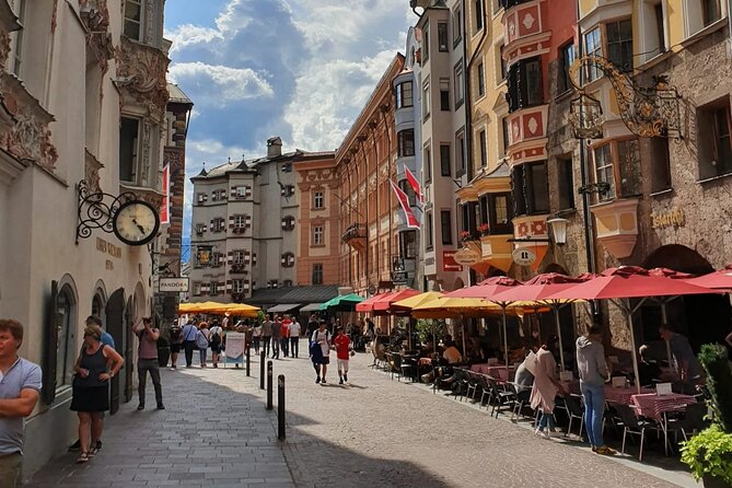 Self-Guided 1,5-hour Tour of Innsbruck: Exciting Stories, Photo Spots & Desserts - Marktplatz and the first view of the Nordkette