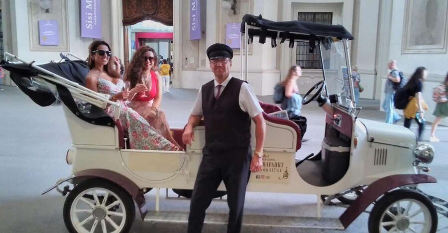 Sightseeing tour in electric vintage car (up to 5 people) - The Hofburg and Vienna’s imperial face