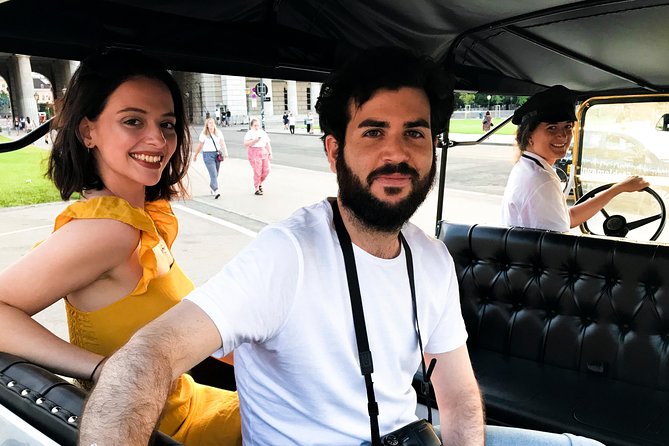 Sightseeing Tour With Oldtimer Cabrio Car (80 min) - Parliament, City Hall, and the University