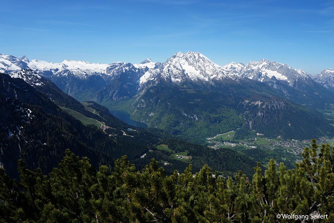 Skip-the-Line: Eagle's Nest in Berchtesgaden Tour from Salzburg - Starting in central Salzburg at 8:45 am