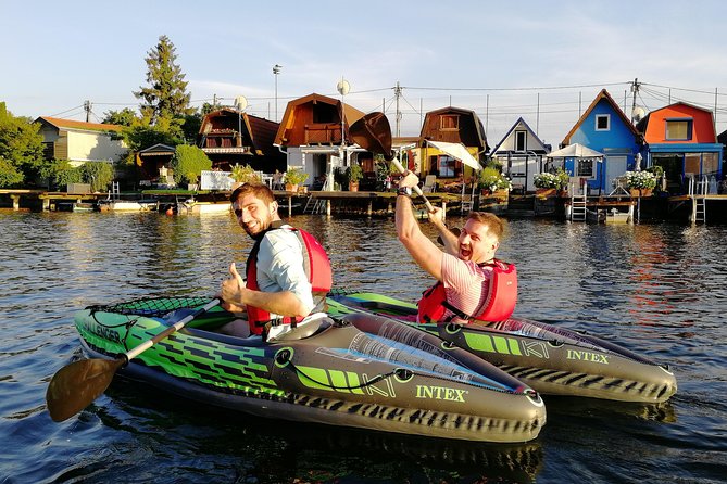 Small-Group Guided Kayak Tour of Vienna - The quiet island and local recreation