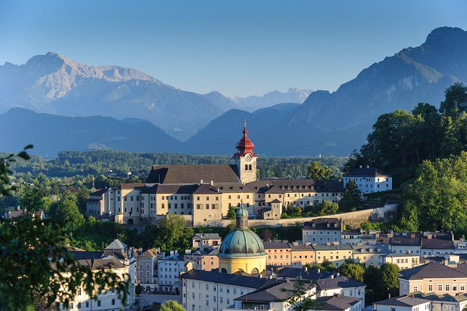 Sound of Movies: Musical Tour to Salzburg from Vienna - Schloss Leopoldskron in winter
