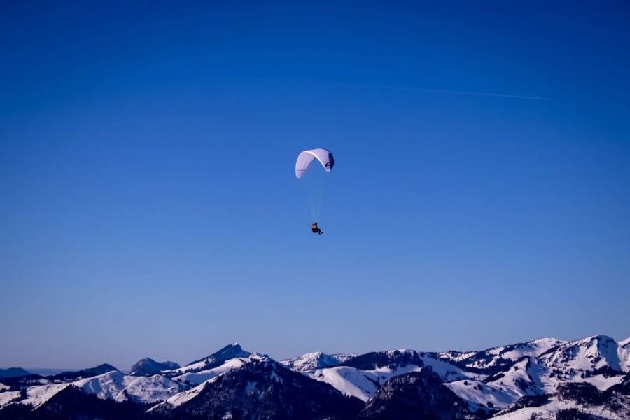 St Johann in Tirol: Tandem Paragliding - From St Johann’s gondola to the mountain launch