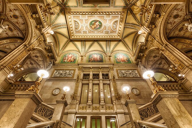 STATE OPERA - PRIVATE guided tour (tickets included) - Why the Vienna State Opera deserves a closer look