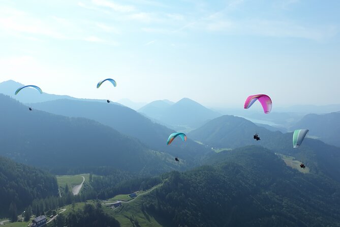 Tandem Paragliding St. Gilgen - Wolfgangsee - Who will enjoy this most?