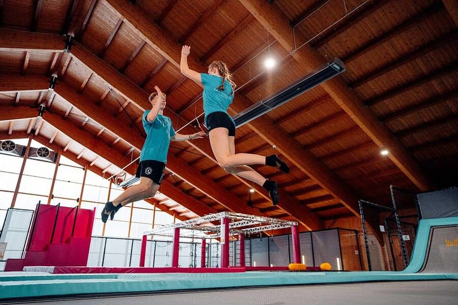 Tirol: Zahmer Kaiser Trampolinpark - The 24 trampolines and 40-plus jump areas