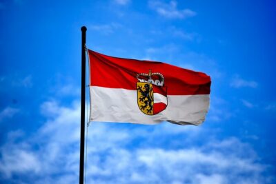 Transfer from Vienna to Salzburg with 2 hours for sightseeing
