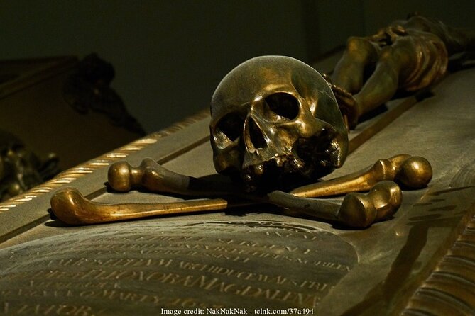 Underground 2.5h Tour with St. Stephen’s Cathedral Catacombs - Starting at Vienna’s central Stephansplatz