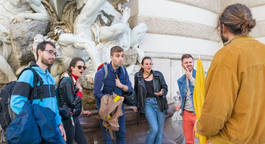 Vienna: 2-Hour Historical Crimes Guided Walking Tour - Palais Bathory and the Bloody Countess