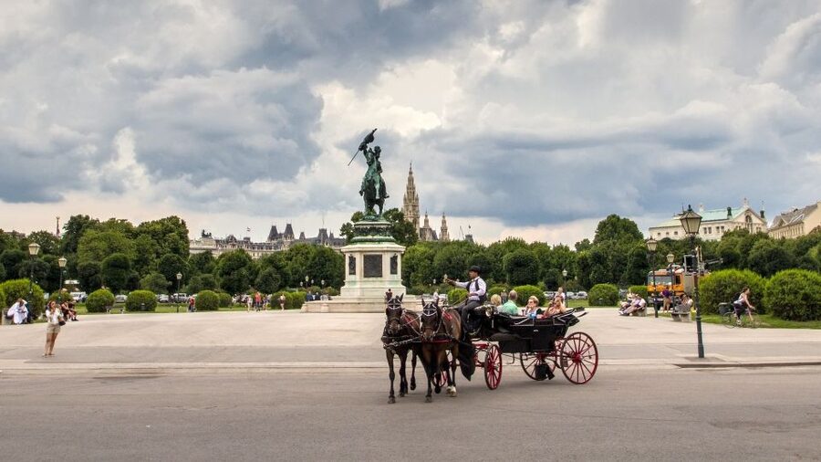 Vienna: 30-Minute Fiaker Ride in the Old Town - Vienna Town Hall and its event-filled square