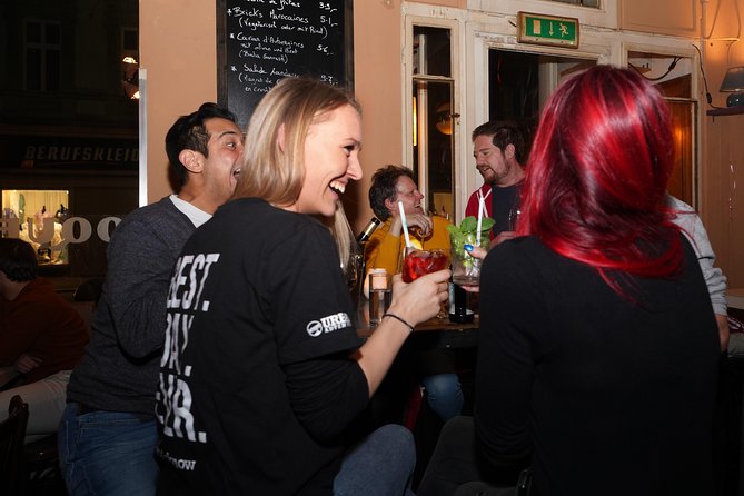 Vienna After Dark: Private Evening Food & Drink Experience - Food, drinks, and dietary needs