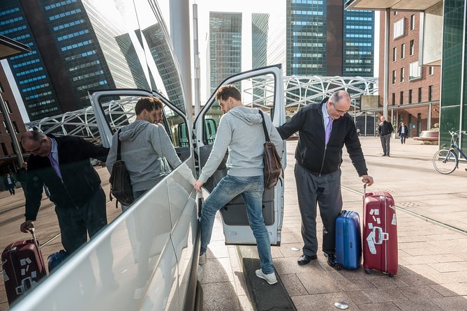 Vienna Airport Departure Transfer (Hotel to Vienna Airport) - What happens from your hotel door to the terminal