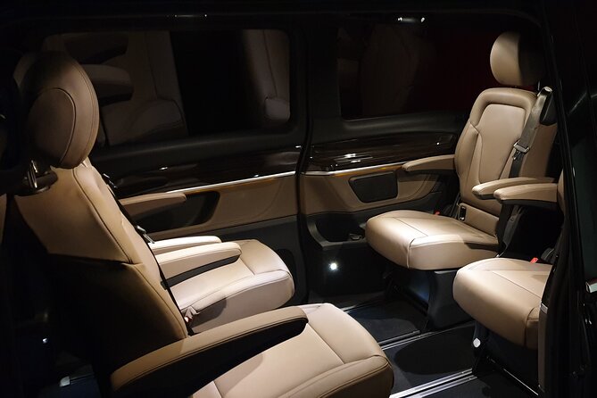 Vienna Airport Private Arrival Transfer - A smoother first half-hour in Vienna