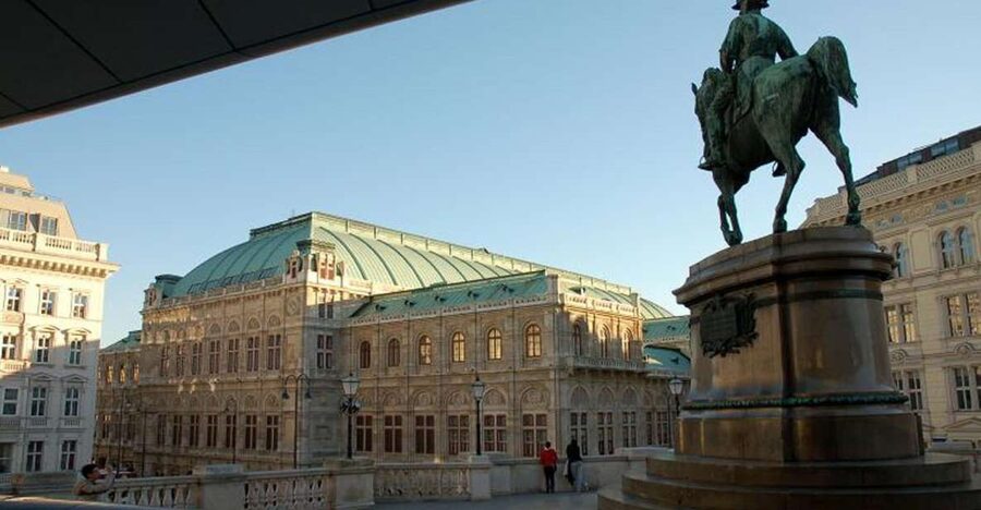 Vienna and Skip-the-Line Schönbrunn Palace Private Tour - A private introduction to Vienna’s imperial center