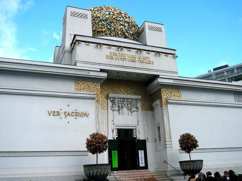 Vienna Art Nouveau Walking Tour - Secession: Vienna’s artistic break with tradition
