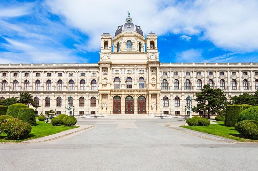 Vienna Audioguide - TravelMate app for your smartphone - Key points at a glance