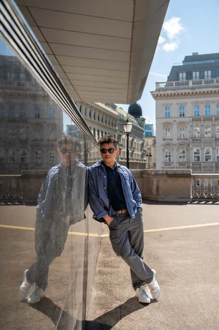 Vienna: Authentic Professional Photography Tour - Key points at a glance