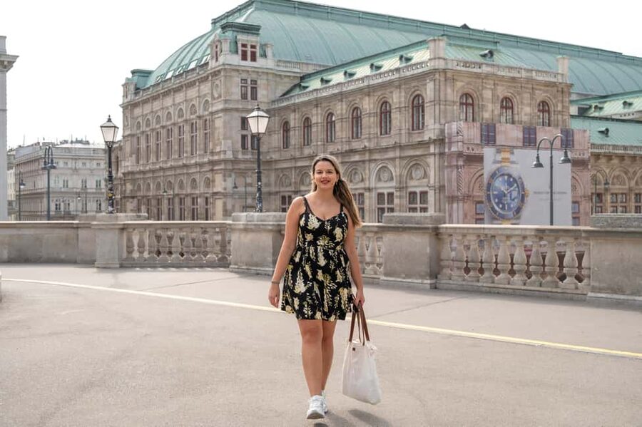 Vienna: Authentic Professional Photography Tour - Choosing the right Vienna setting