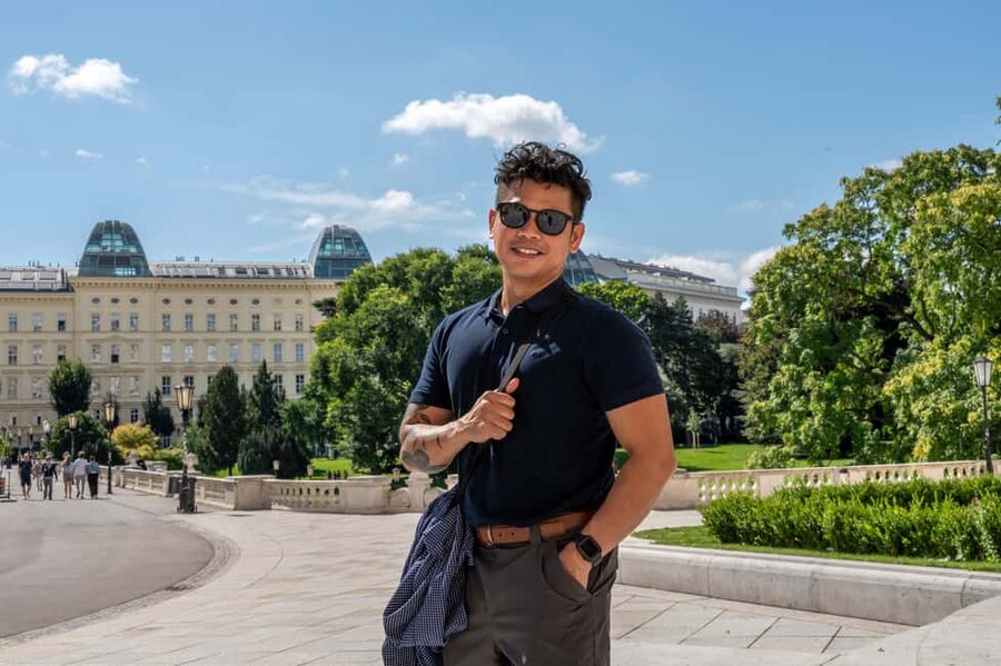 Vienna: Authentic Professional Photography Tour - Practical timing, language, and comfort