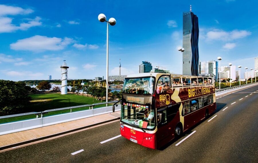 Vienna: Big Bus Hop-On, Hop-Off Tour by Open-Top Bus - How the app and staff affect the experience