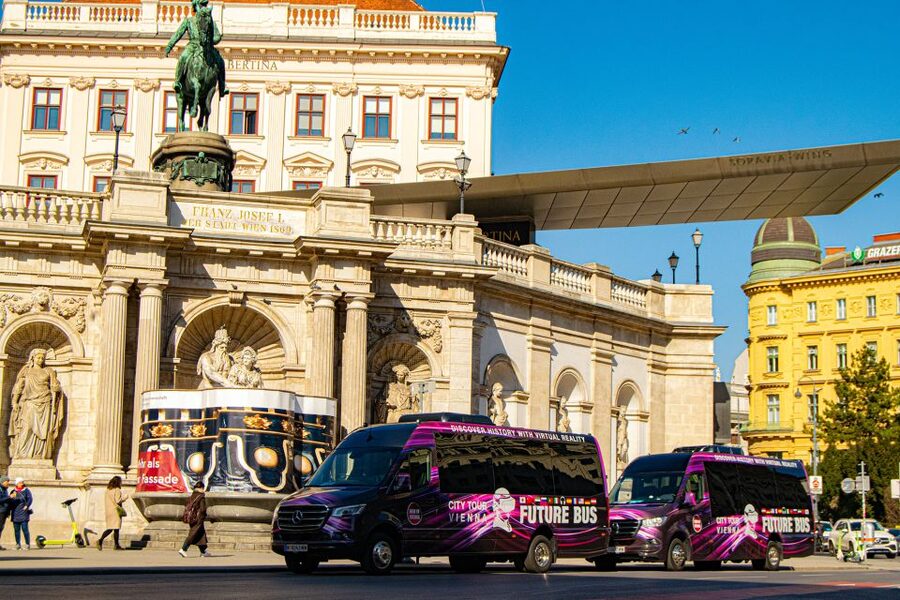 Vienna: Bus Tour with Virtual Reality Experience - The final VR stop on the Ringstraße