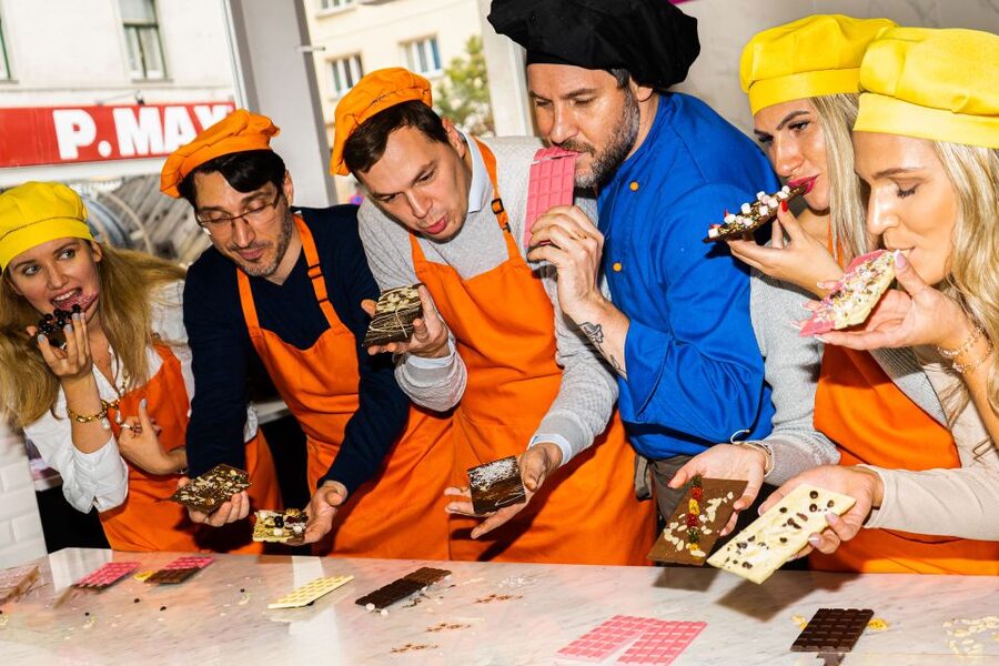 Vienna: Chocolate Workshop in Chocolate Museum w/ Tasting - Making chocolate instead of just looking at it